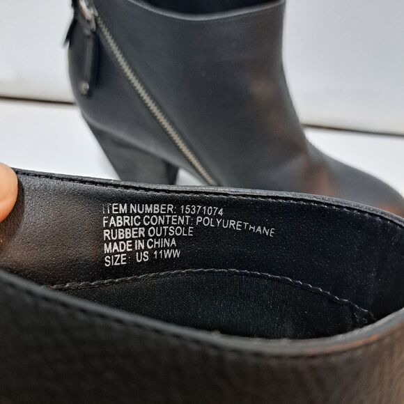 Torrid Side Zip Heel Bootie Black Size 11 WW - Picture 6 of 12